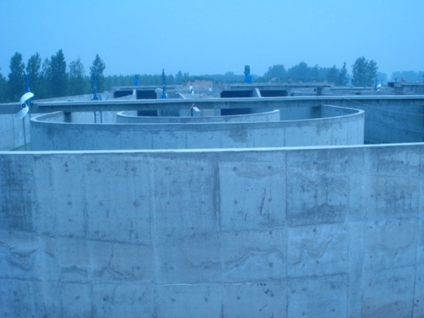 周邊傳動(dòng)刮泥機(jī)